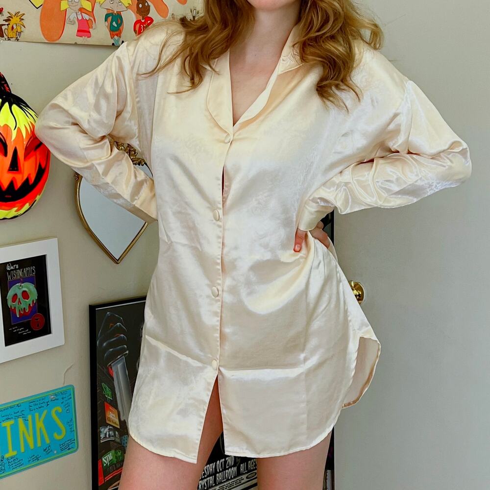 Vintage 1980s Victoria's Secret Gold Label Cream Satin Sleep Shirt Size Medium